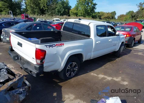 2018 Toyota Tacoma Trd Sport z USA, uszkodzony, nr VIN 3TMDZ5BN0JM045256